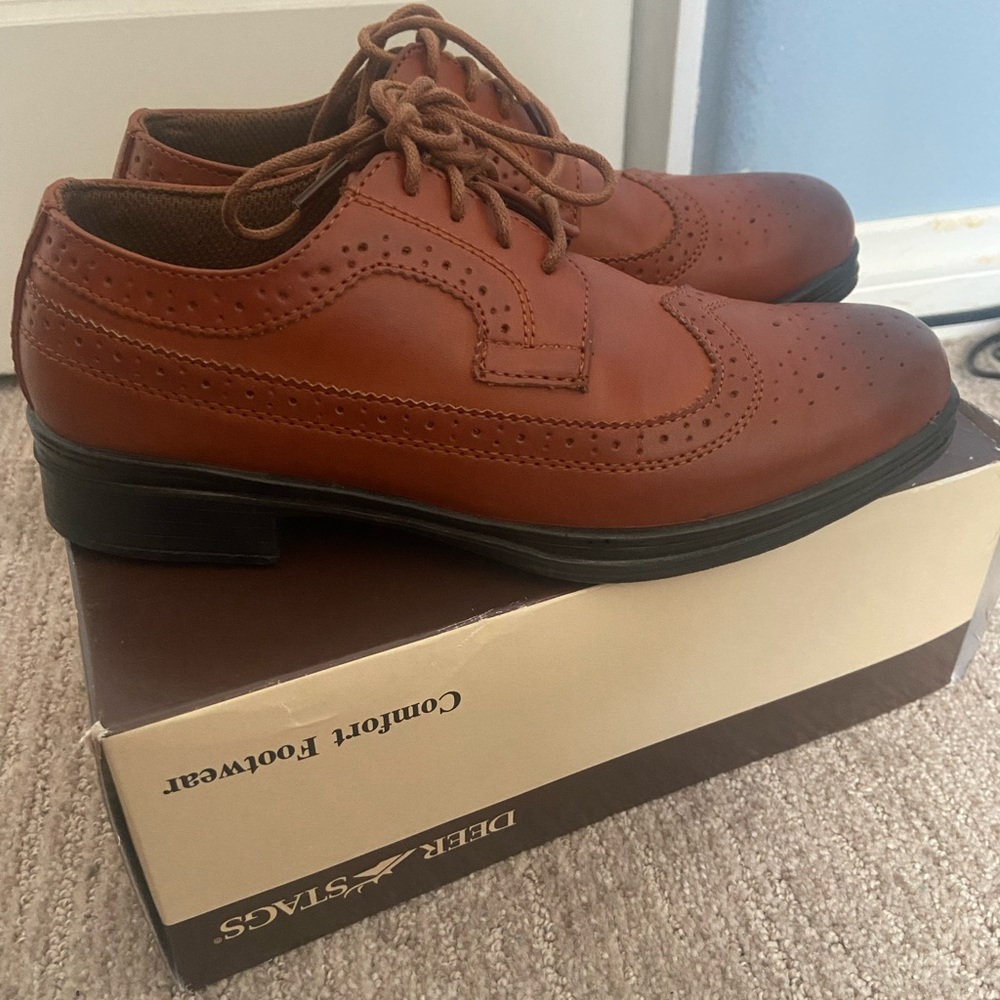 Youth dress shoes sz 3.5